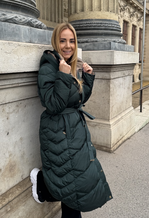 New Reby smaragd – Hosszított steppelt női kabát – Innova Fashion